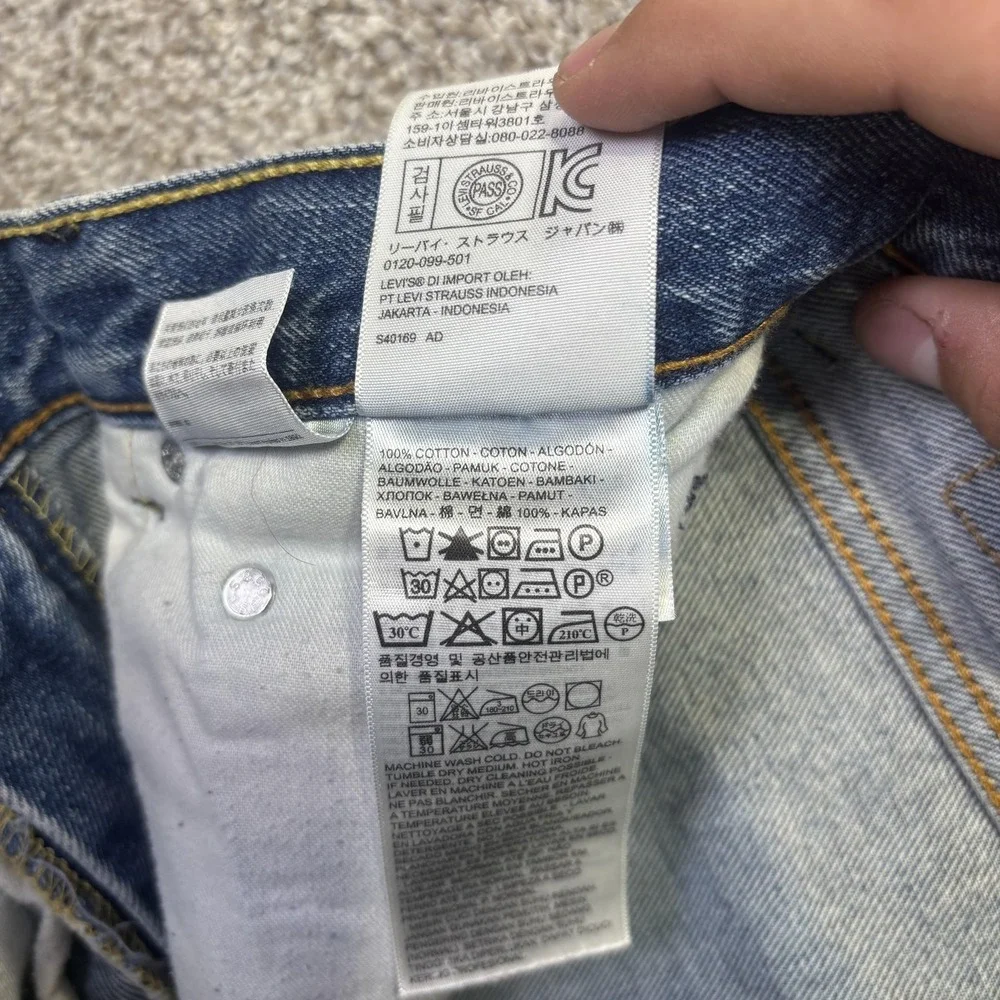 Levis‎ 550 Jeans Mens 31x34 Blue Medium Wash Relaxed Tapered Denim Workwear Y2K